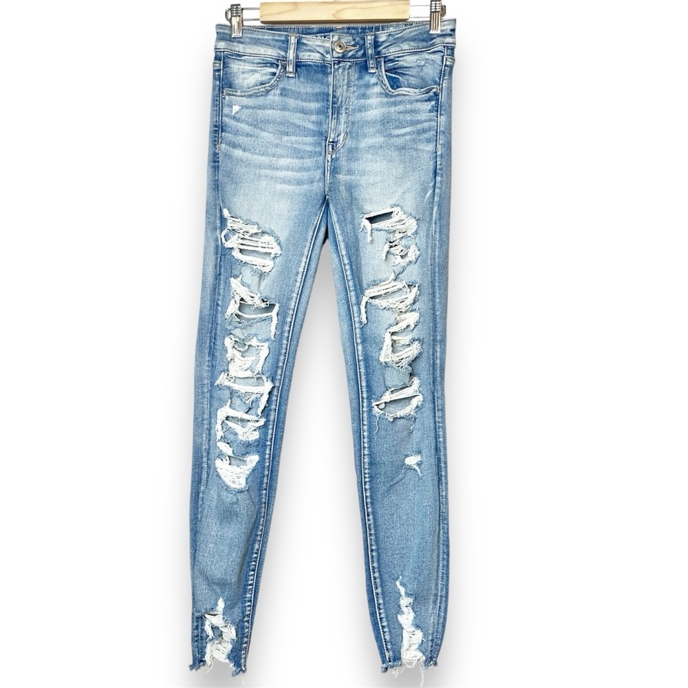 American Eagle Outfitters Light Blue High Rise Jeans